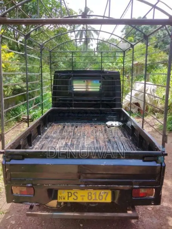 Mahindra Maxximo 2012 Lorry (Used)