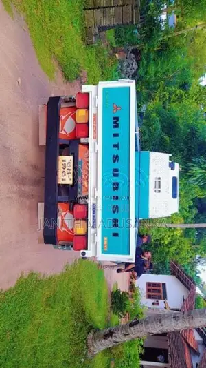 Mitsubishi Canter 1993 Lorry (Used)
