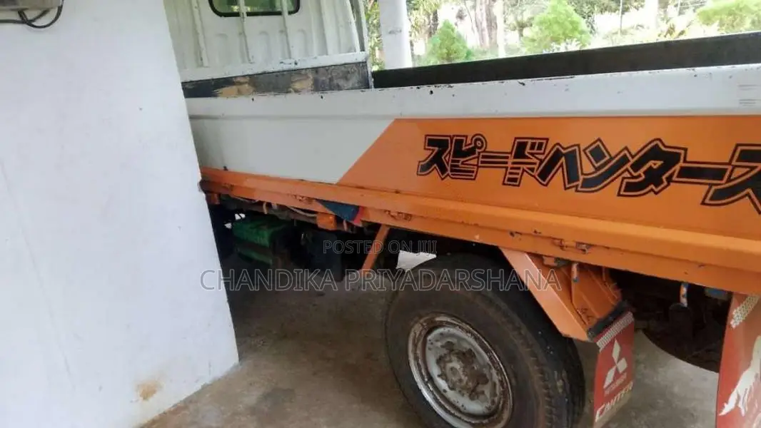 Mitsubishi Canter 1984 Lorry (Used)