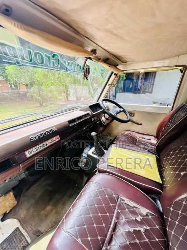 Mitsubishi L300 1980 Lorry (Used)