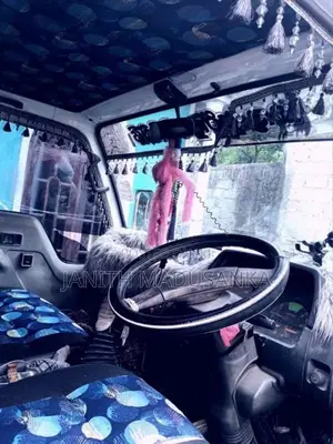 Mitsubishi Canter 1993 Lorry (Used)