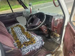 Isuzu Isuzu 1986 Lorry (Used)
