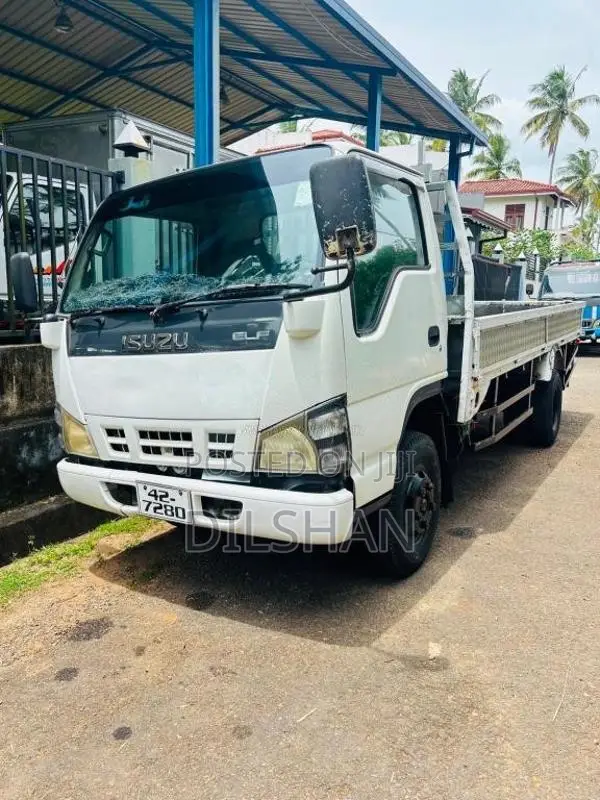 Isuzu ELF 1986 Lorry (Used)