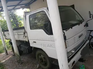 Mazda Titan 1 Cube 1993 Lorry (Used)