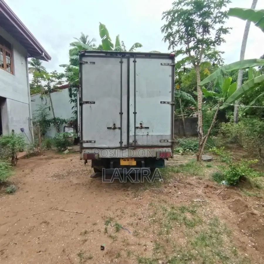 Isuzu 350 1989 Lorry (Used)