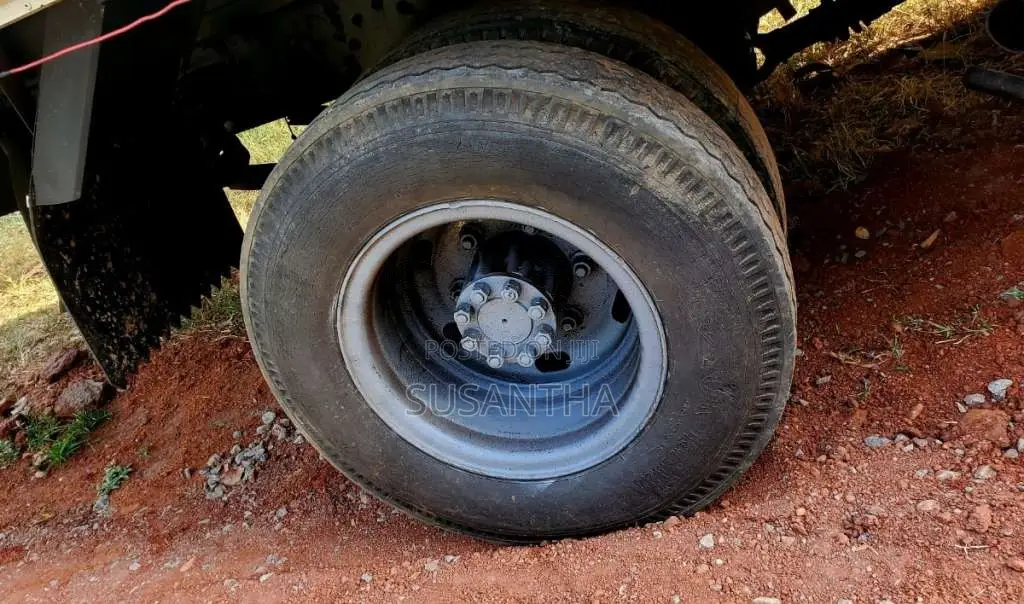 Tata 613 2002 Lorry (Used)