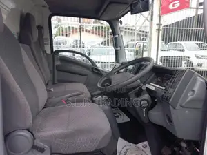 Isuzu ELF 2019 Lorry Unregistered (Recondition)