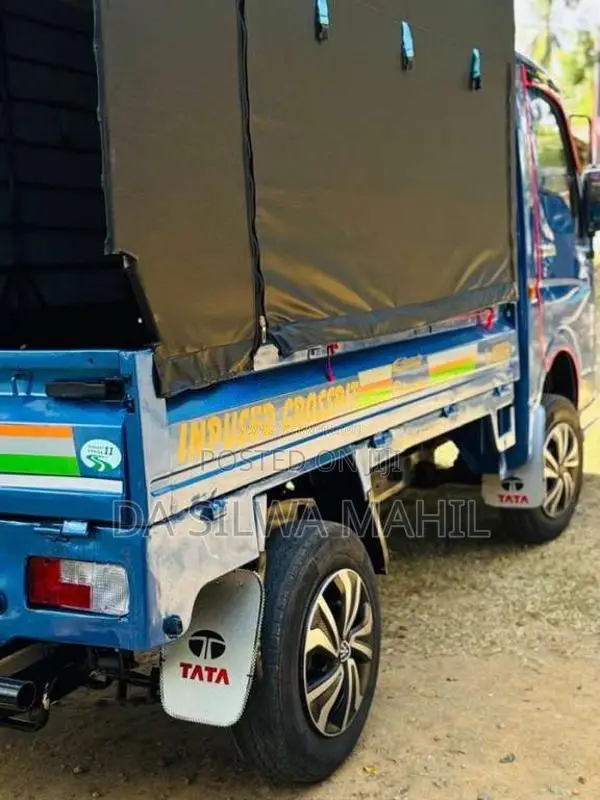 Tata Dimo Batta 2013 Lorry (Used)