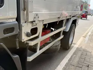 Mitsubishi Canter 1999 Lorry (Used)