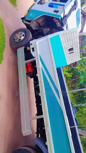 Mitsubishi Canter 1993 Lorry (Used)