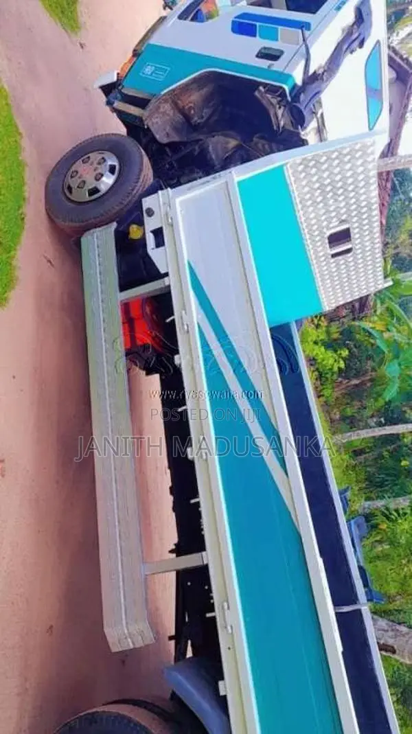 Mitsubishi Canter 1993 Lorry (Used)