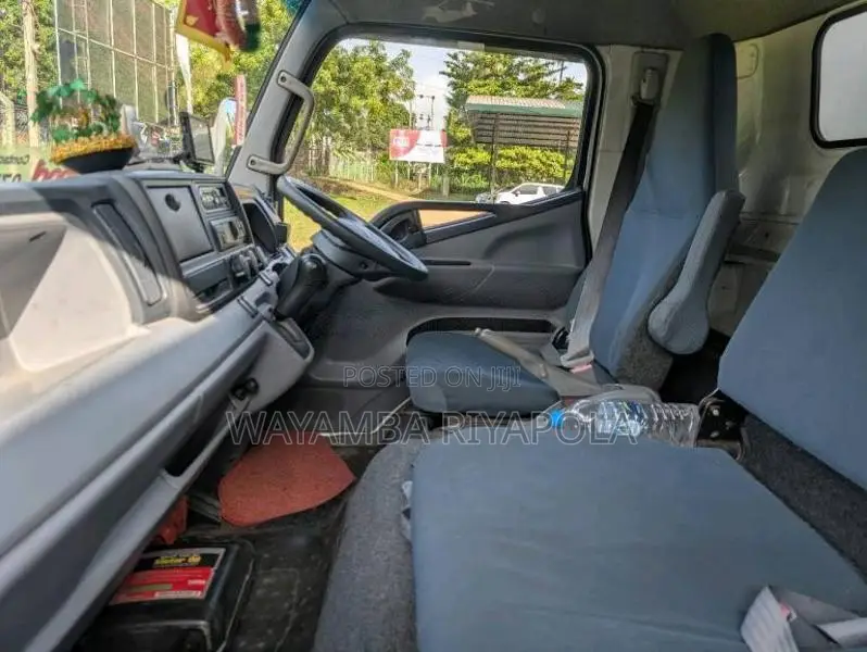 Mitsubishi Canter Freezer 2015 Lorry (Used)