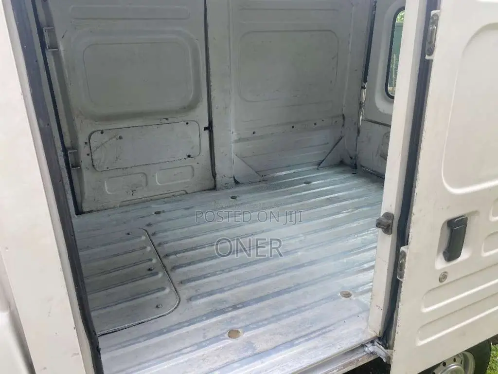 Daihatsu Hijet 2002 Lorry (Used)