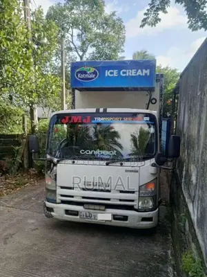 Isuzu ELF 2012 Lorry (Used)