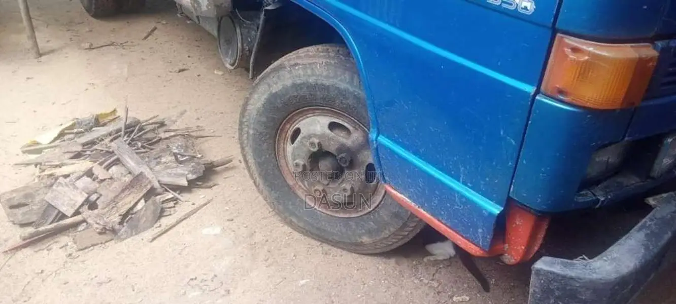Isuzu ELF 350 1990 Lorry (Used)