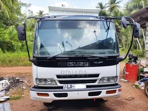 Isuzu Isuzu 2001 Lorry (Used)