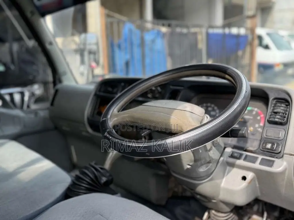 Mitsubishi Canter 1999 Lorry (Used)