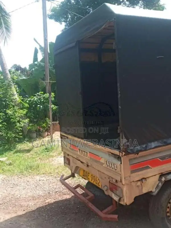 Tata Dimo Batta 2017 Lorry (Used)