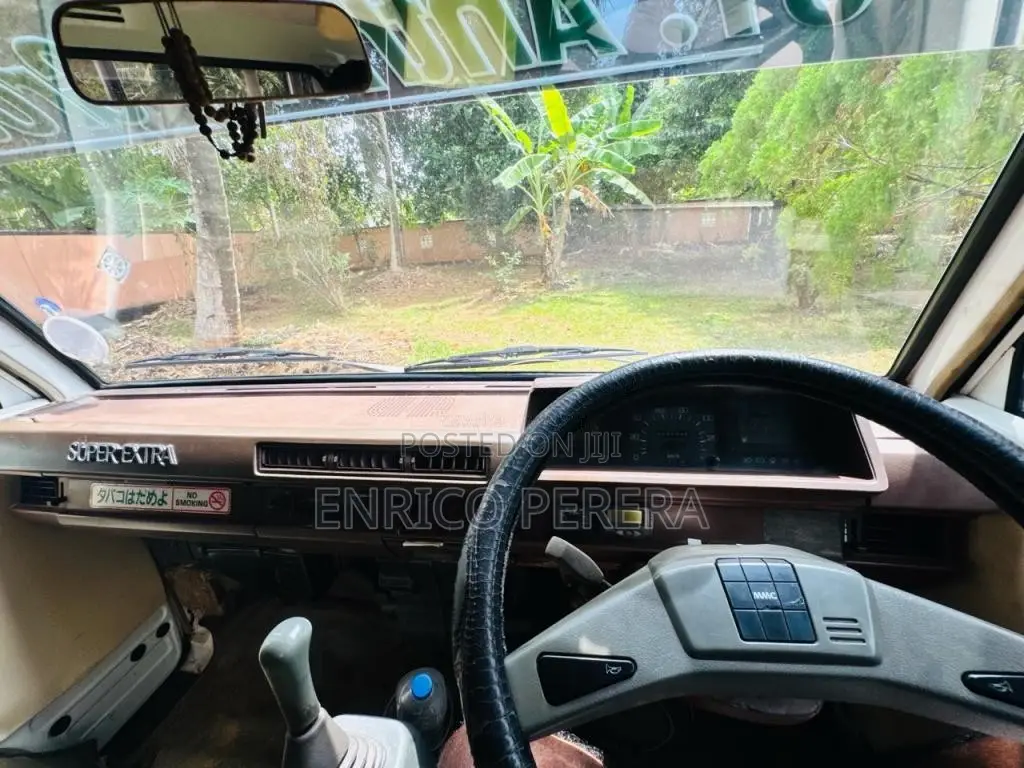 Mitsubishi L300 1980 Lorry (Used)