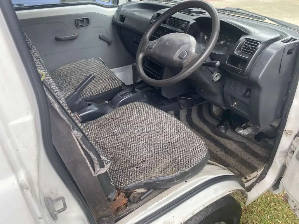 Daihatsu Hijet 2002 Lorry (Used)