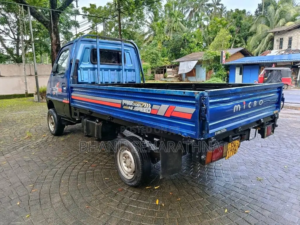 Micro Loader 717 2013 Lorry (Used)