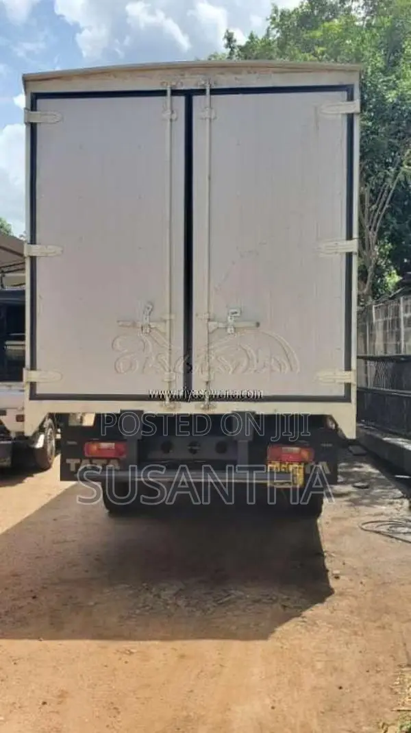 Tata 613 2002 Lorry (Used)