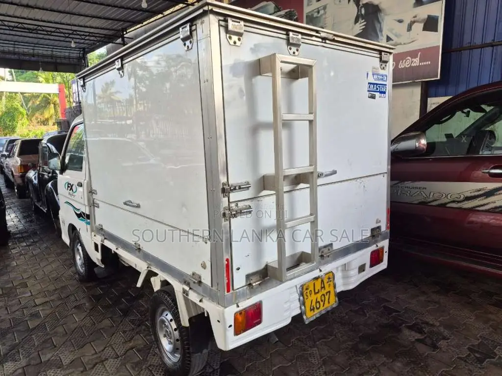 Daihatsu Hijet Bakery Body 2003 Lorry (Used)