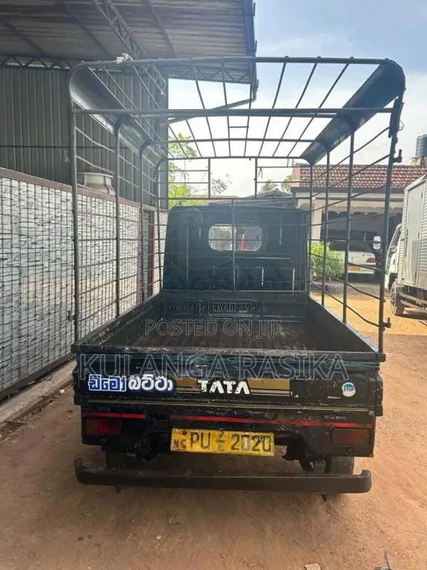 Tata Dimo Batta 2012 Lorry (Used)