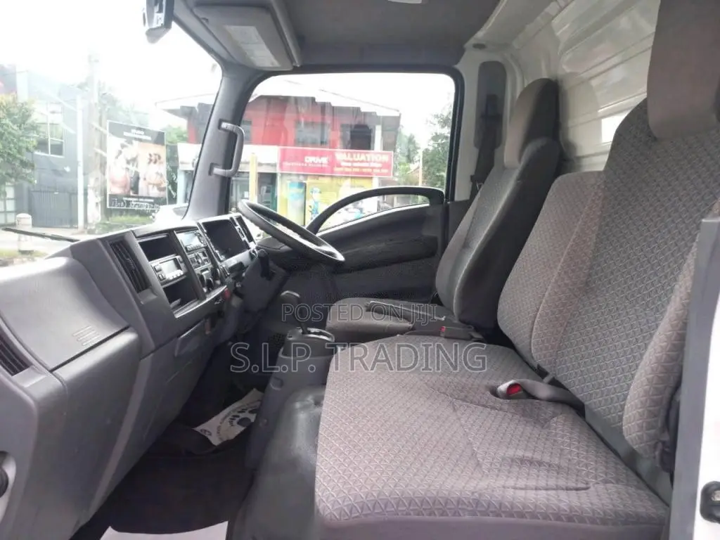Isuzu ELF 2019 Lorry Unregistered (Recondition)