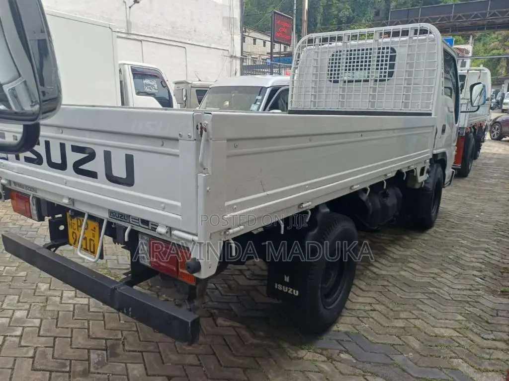 Isuzu Elf Dual Purpose 2000 Lorry (Used)