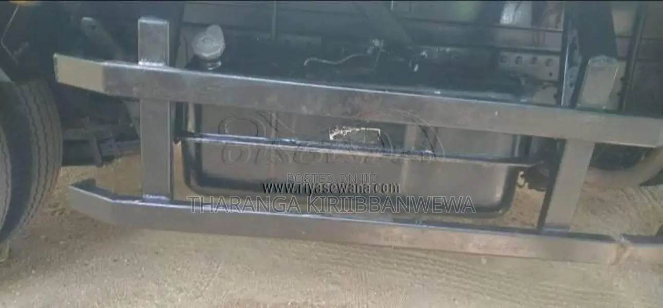 Mitsubishi Canter 1995 Lorry (Used)