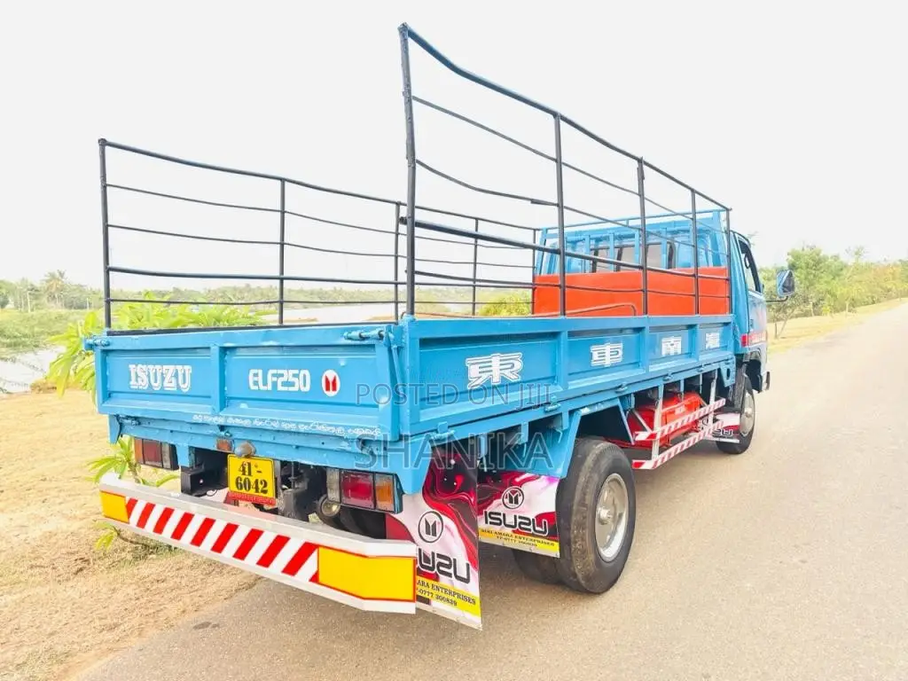 Isuzu ELF 350 Palala Muuna 14.5 1982 Lorry (Used)
