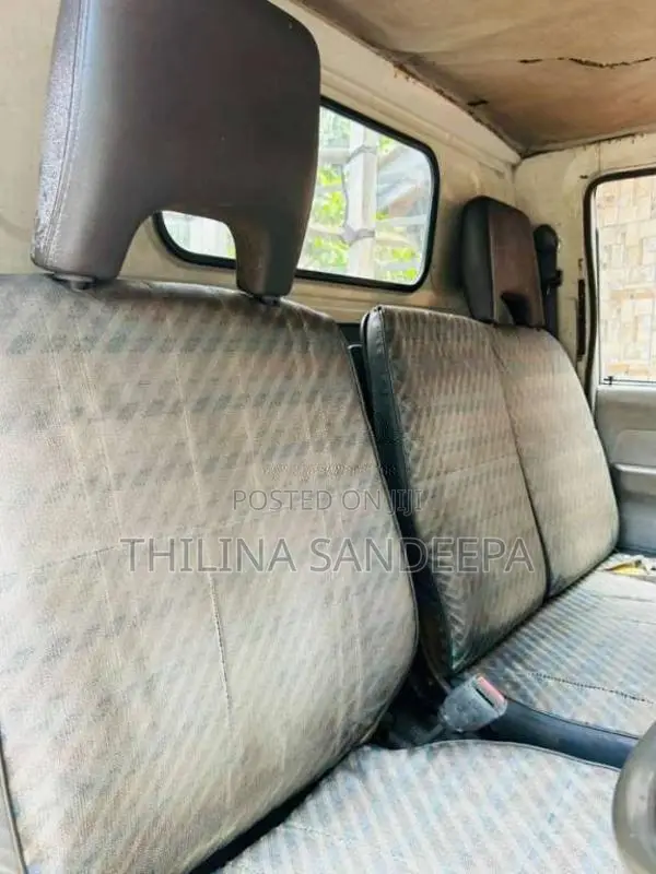 Mitsubishi CANTER 1987 Lorry (Used)
