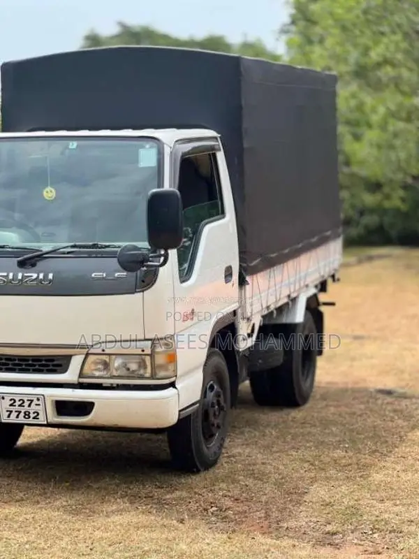 Isuzu ELF NKR 1995 Lorry (Used)