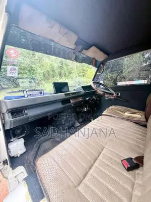Mitsubishi L300 1980 Lorry (Used)