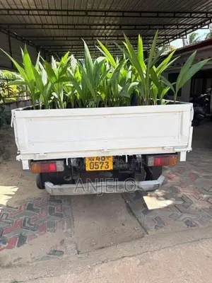 Toyota Dyna 1974 Lorry (Used)