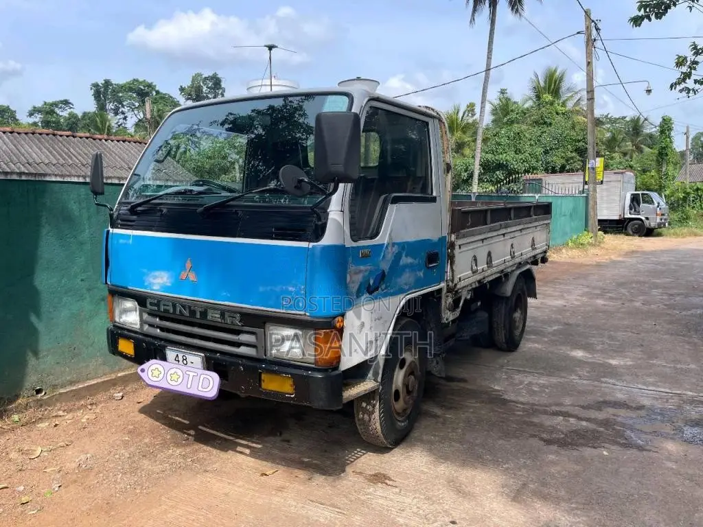 Mitsubishi Canter 1990 Lorry (Used)