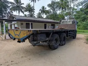 Ashok-Leyland Taurus 25 18 2014 Lorry (Used)