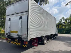 Mitsubishi Fuso 2009 Lorry (Used)