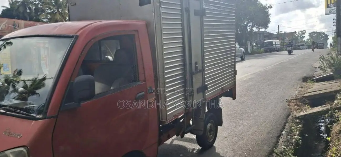 Mahindra Maxximo 2011 Lorry (Used)