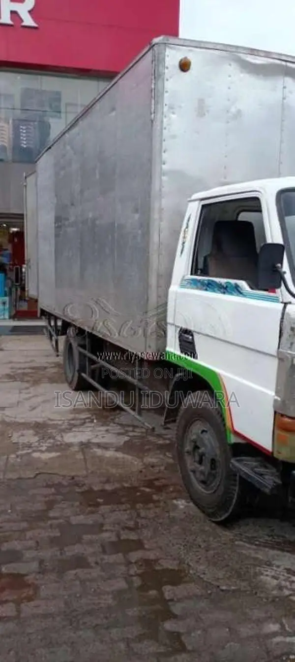Mazda Suwaraj 2007 Lorry (Used)