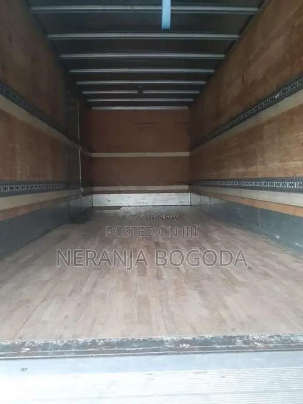 Mitsubishi Fuso 2009 Lorry (Used)