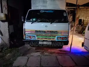 Mazda Suwaraj 2007 Lorry (Used)