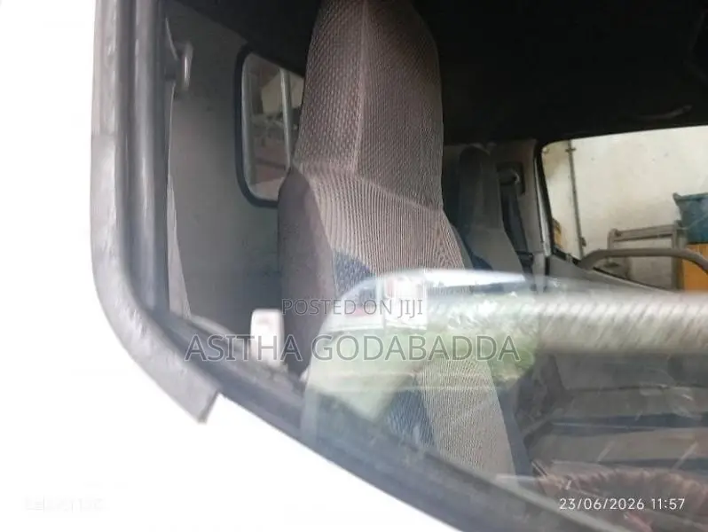 Toyota Toyota 2006 Lorry (Used)
