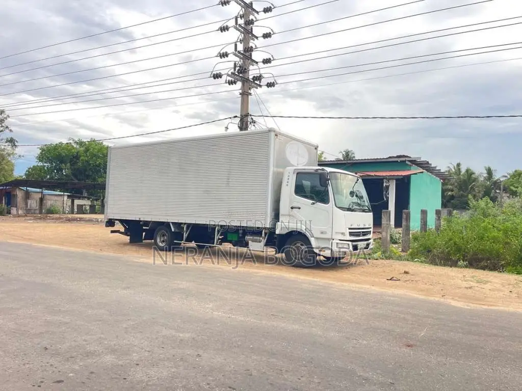 Mitsubishi Fuso 2009 Lorry (Used)