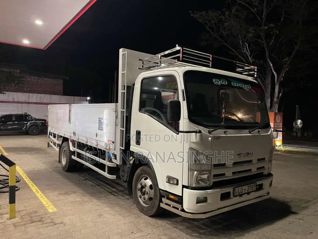 Isuzu ELF 2018 Lorry (Used)