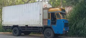 Ashok-Leyland Comet Super 2004 Lorry (Used)