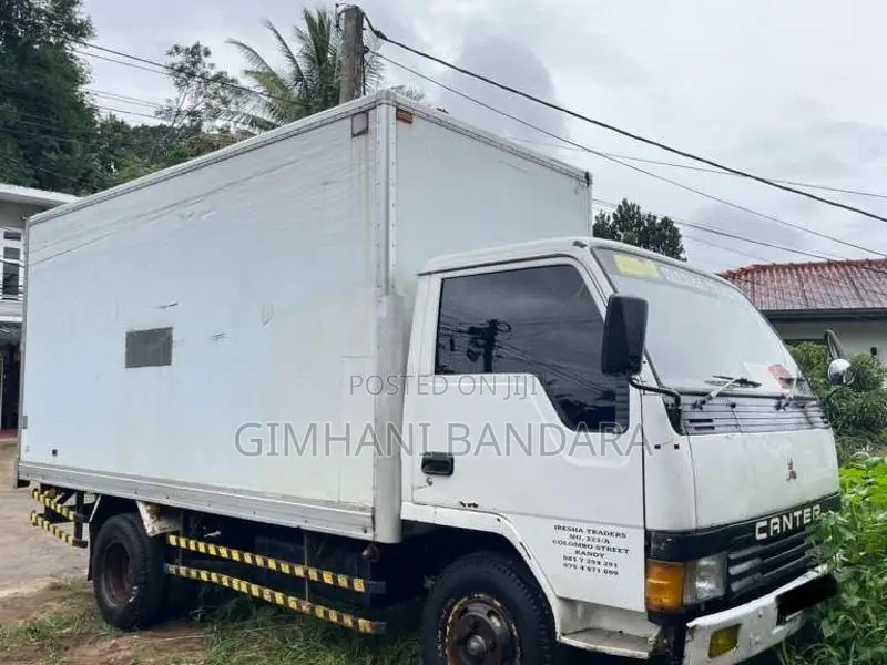 Mitsubishi Canter 1986 Lorry (Used)