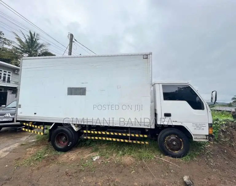 Mitsubishi Canter 1986 Lorry (Used)
