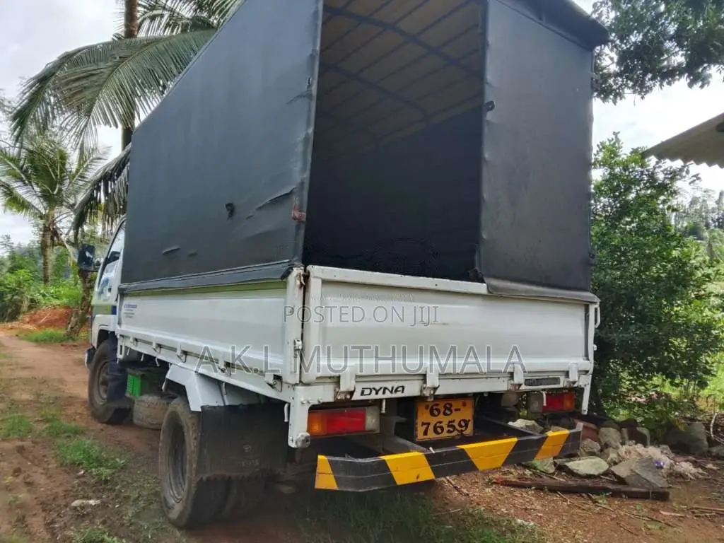 Toyota Dyna 1992 Lorry (Used)